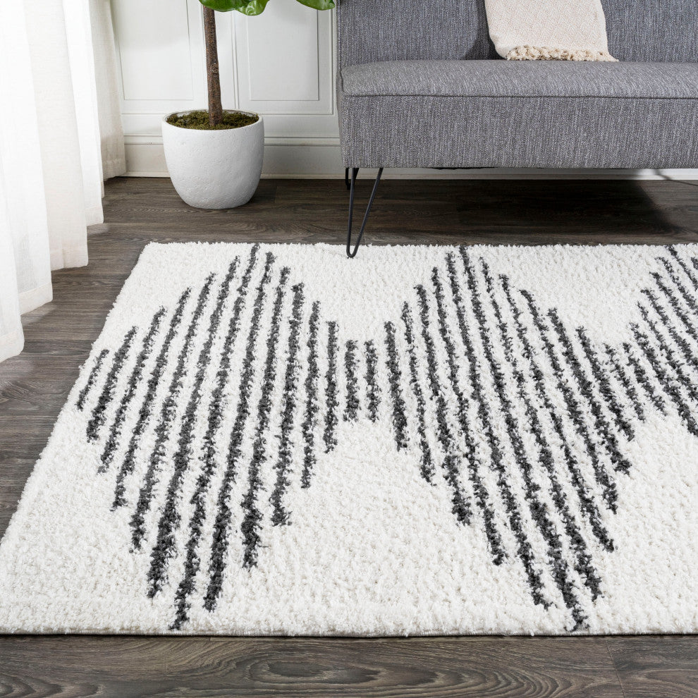 Elm Diamond Stripe Geometric Shag, White/Black, 3'x5'
