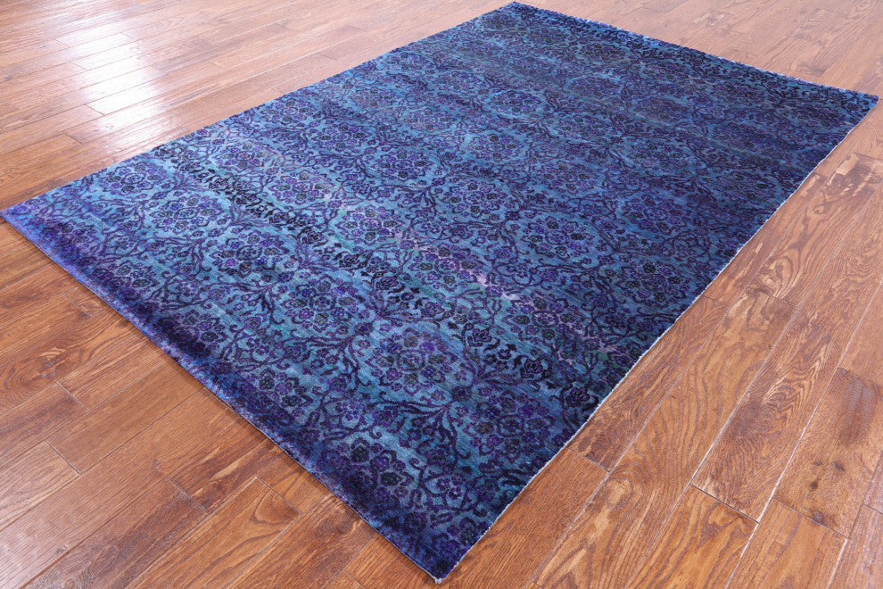 Persian Silk Handmade Rug 5' 4" X 7' 10" Q6814