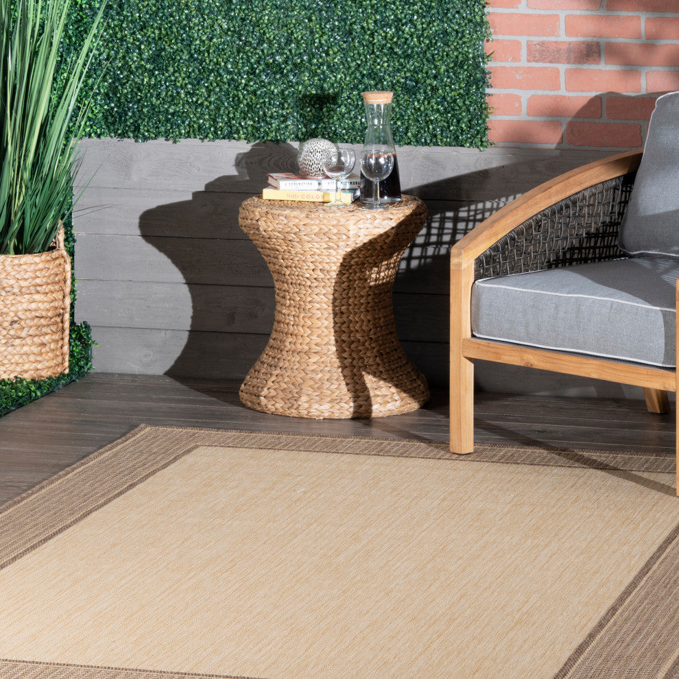 Nuloom Indoor/Outdoor Machine Made Area Rug, Beige 5'11"x9'