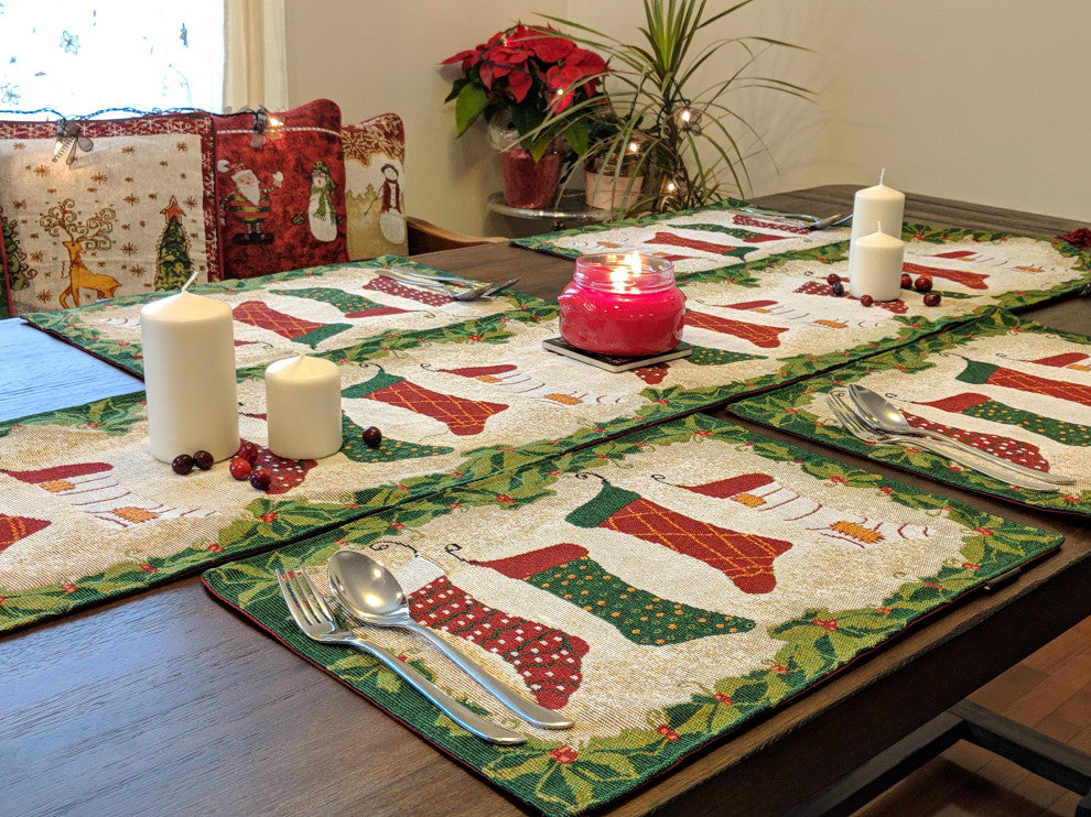 Tache 4-Piece Christmas Holiday Hang My Stockings By The Fireplace Placemat Set