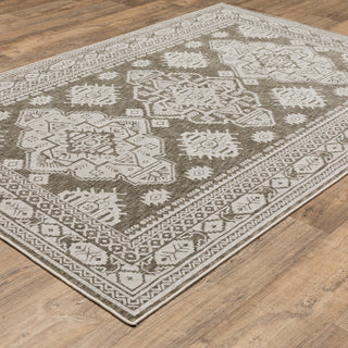 Iris Two-Tone Triple Medallions Grey/ Light Grey Area Rug 7'10" x 10'10"