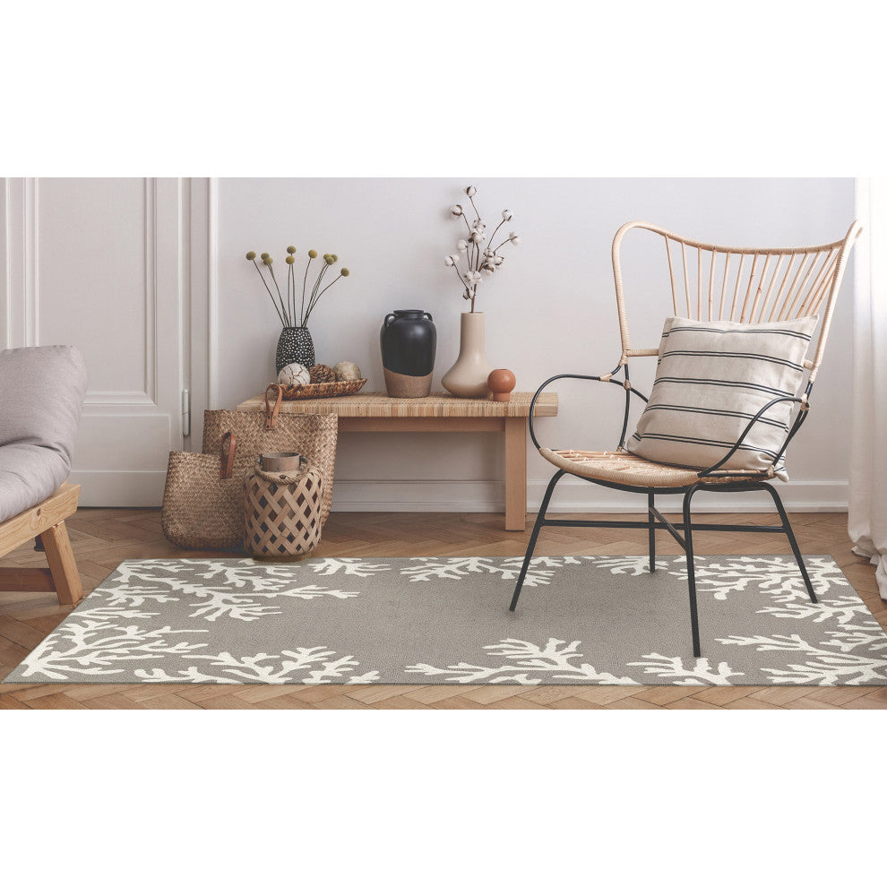 Capri Coral Border Indoor/Outdoor Rug, Silver, 2'6x4'