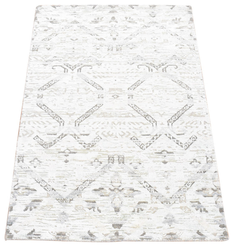 Gray, Modern Design Silk and Wool Hand Knotted Oriental Rug, 3'x5'2"