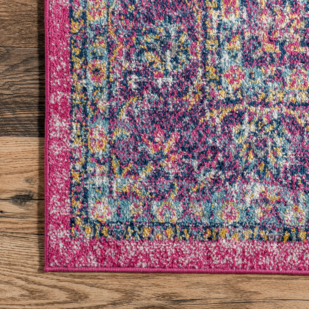 Nuloom Traditional Medallion Verona Rug, Fuchsia 6'Round
