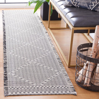 Safavieh Augustine Collection, AGT508 Rug