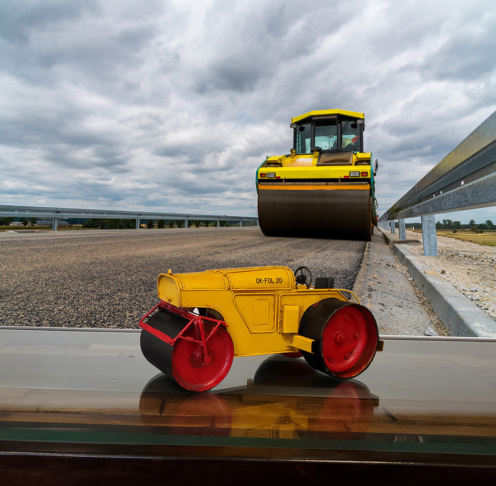 Metal Handmade Steam Roller Model, Collectible Metal Scale Model Steam Roller