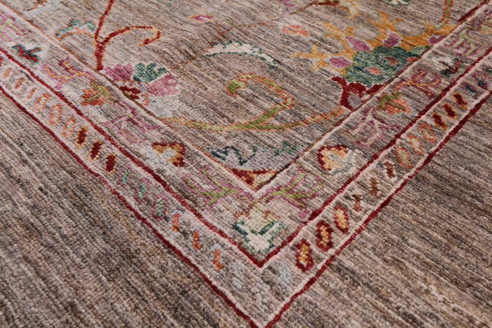 Handmade Persian Tabriz Rug 5' 9" X 8' 0" Q7611