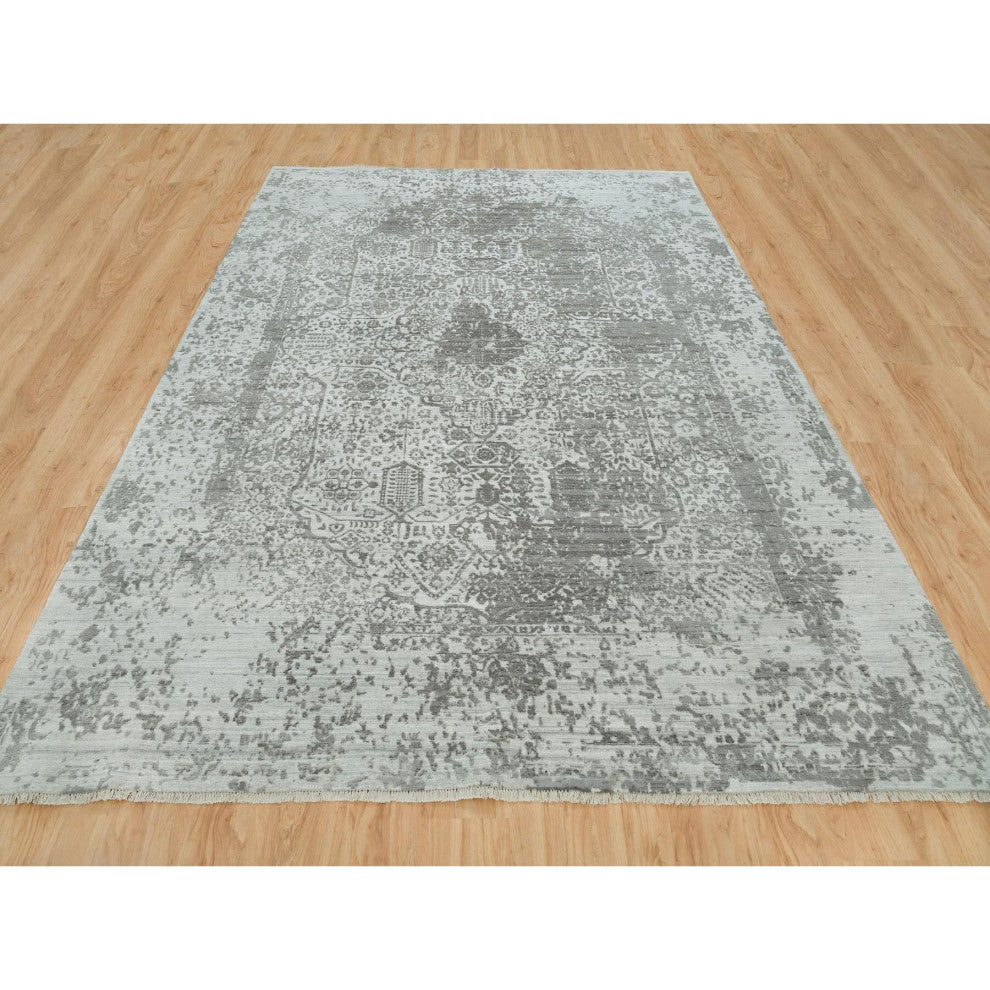 Gainsboro Wool and Silk Hand Knotted Zoroastrian Design Rug, 8'11"x11'11"