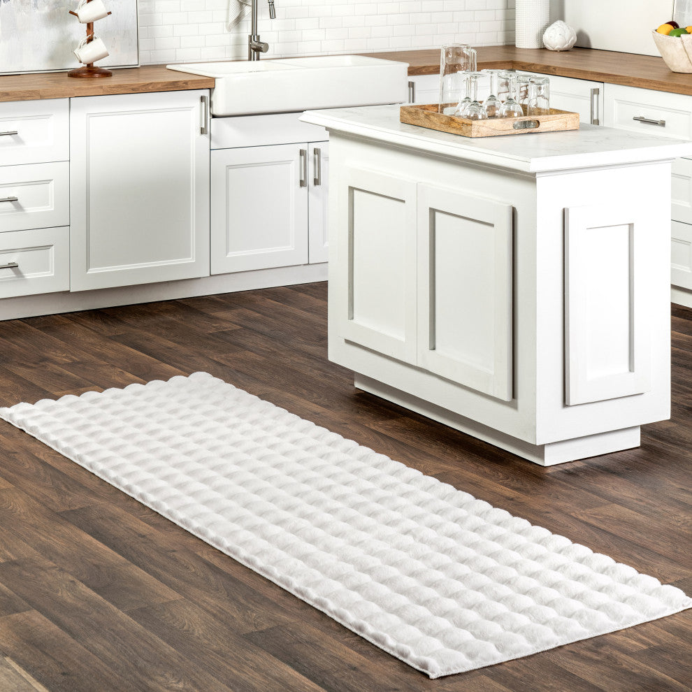Nuloom Jeni Solid Faux Rabbit Machine Washable Area Rug, Off White 2'6"x8'