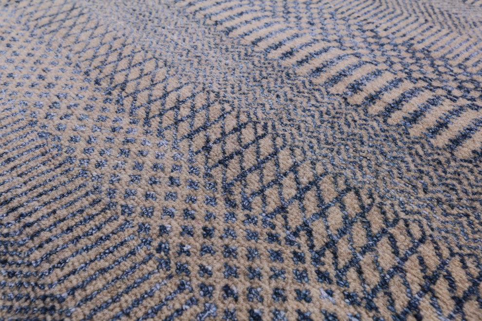 4' 2" X 6' 3" Savannah Grass Wool and Silk Hand Knotted Rug Q11991