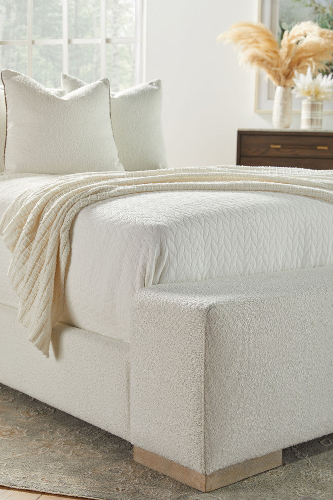 Warren Cal King Bed