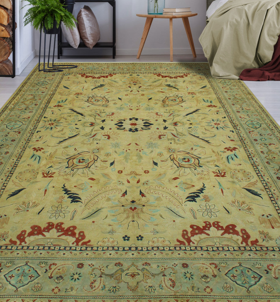 Vegetable-Dyed Finnley Light Gold/Light Blue Rug, 9'10x13'10