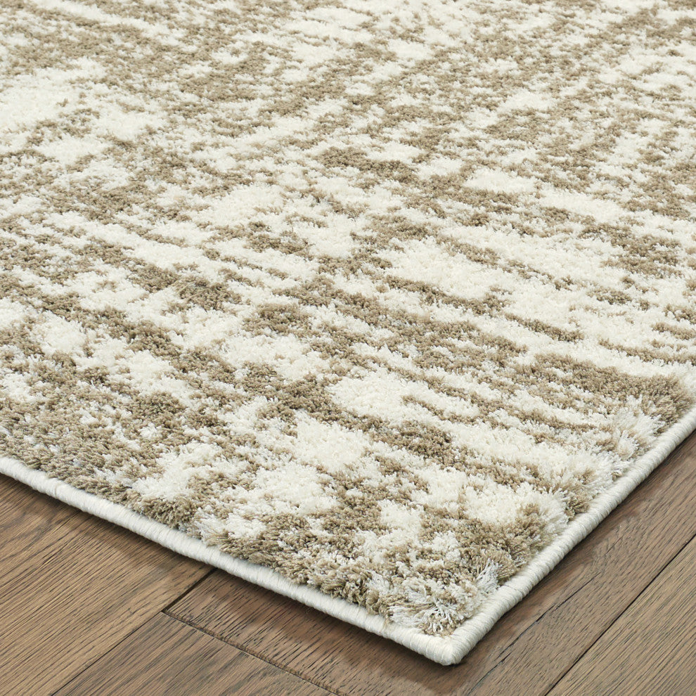 Viviana Distressed Solid Ivory/ Taupe Area Rug, 6'7"x9'6"