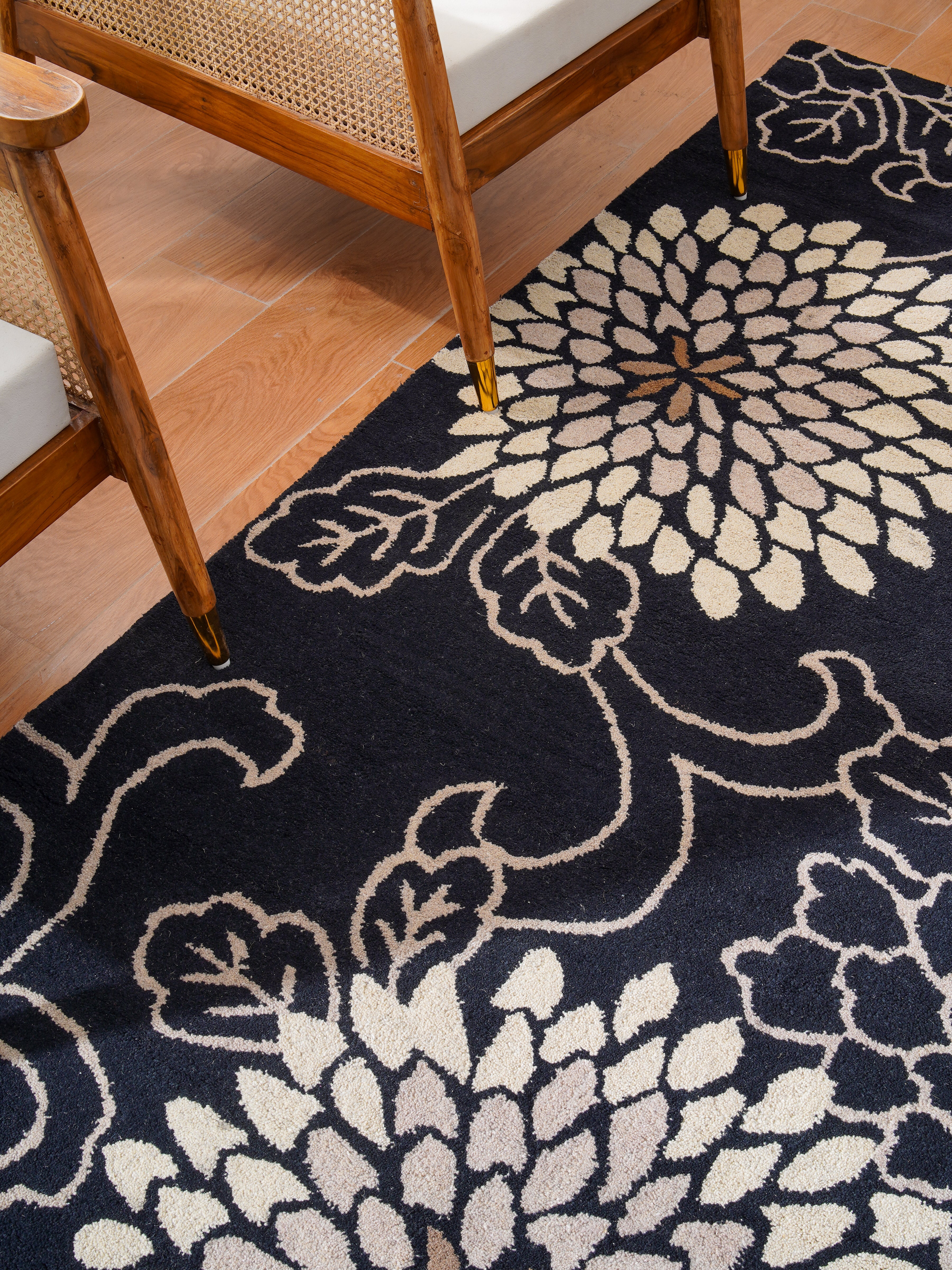 HAND TUFTED WOOL ECO-FRIENDLY AREA RUGS - Rectangle,Black,Oriental