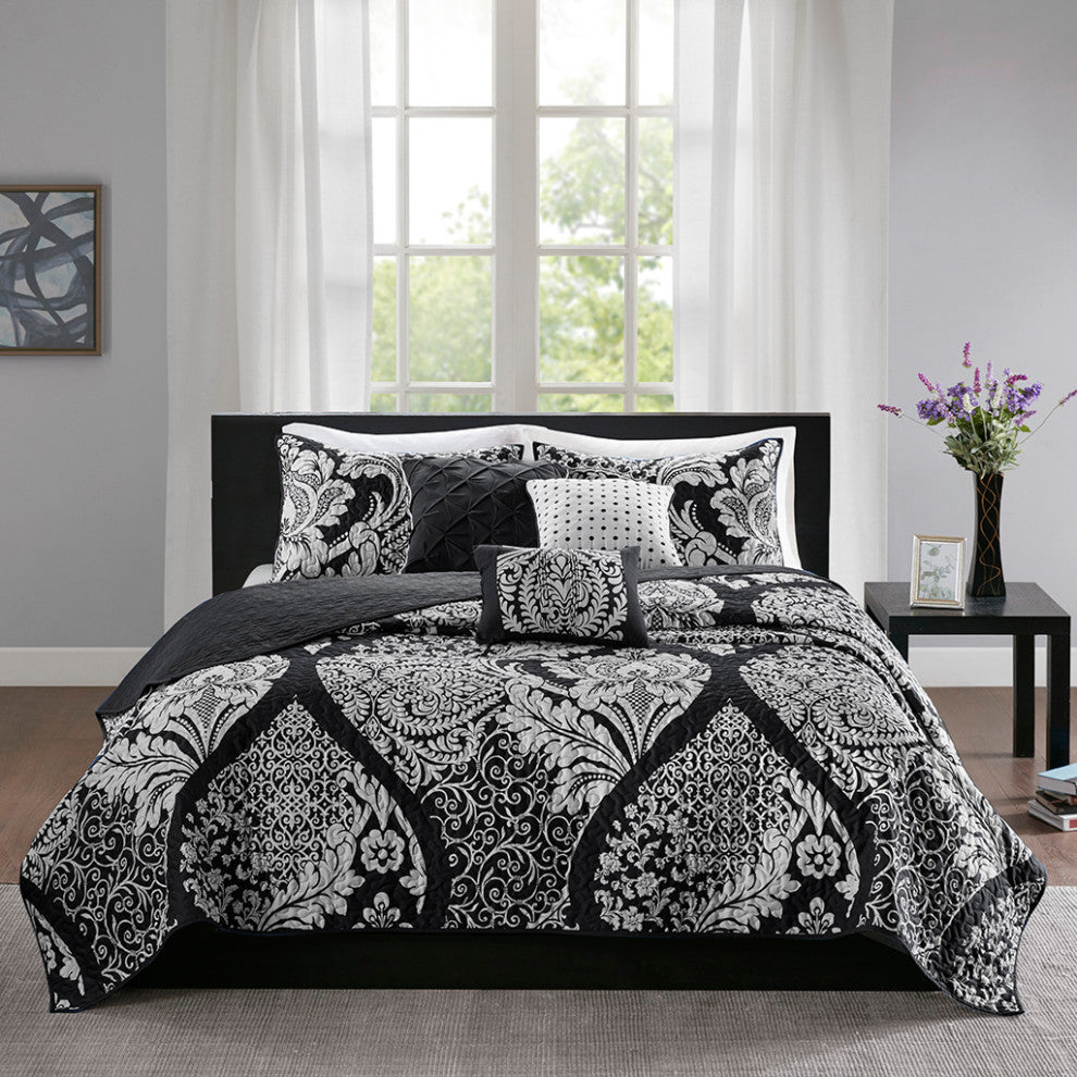 Madison Park Vienna 6 Piece Printed Cotton Quilt Set With Throw Pillows, Black