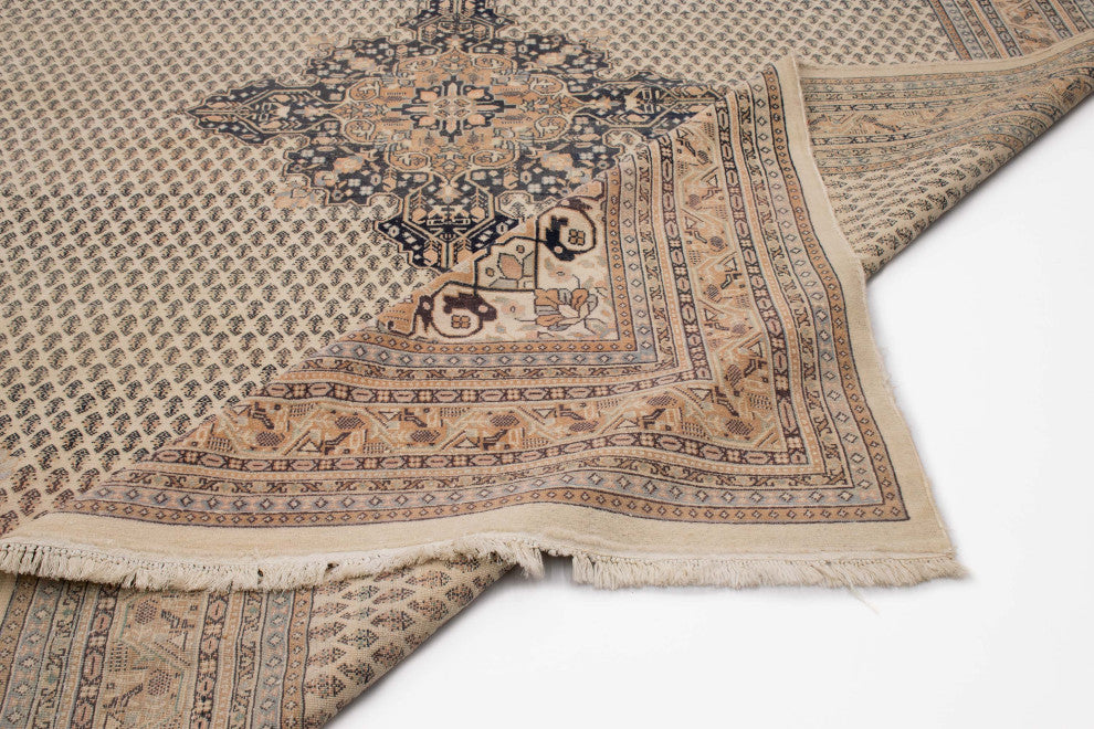 Vintage Turkish Hand-Knotted Rug 7' 9" x 10' 8", 93 in. x 128 in.