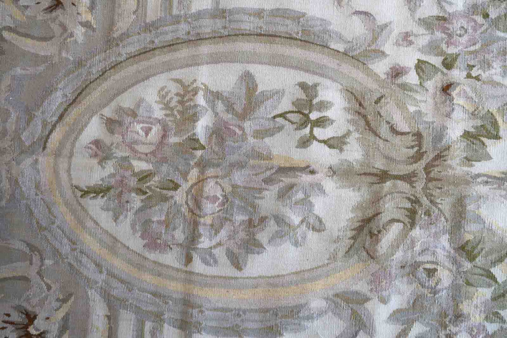 Handmade Vintage French Aubusson Rug 8.7'x12.2', 267cmx373cm 1970s
