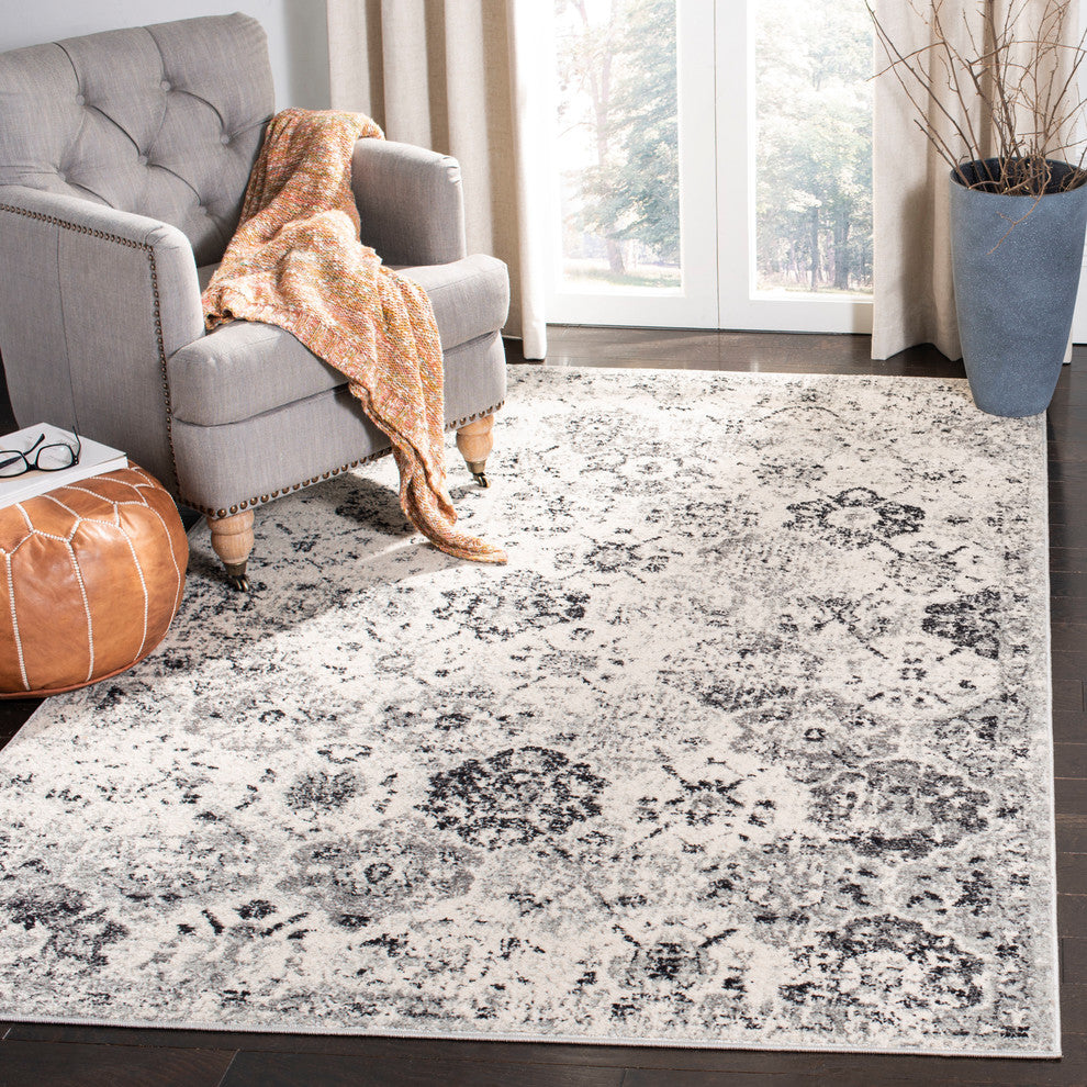 Safavieh Madison Collection MAD611 Rug, Silver/Grey, 6'7" X 9'2"