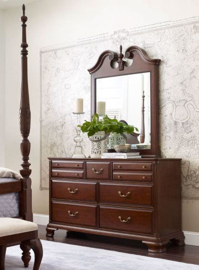 Kincaid Hadleigh Vertical Pediment Mirror 607-030