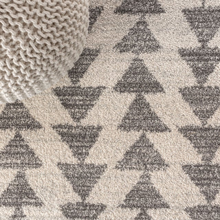 Aisha Moroccan Triangle Geometric Cream/Gray 6' Square Area Rug