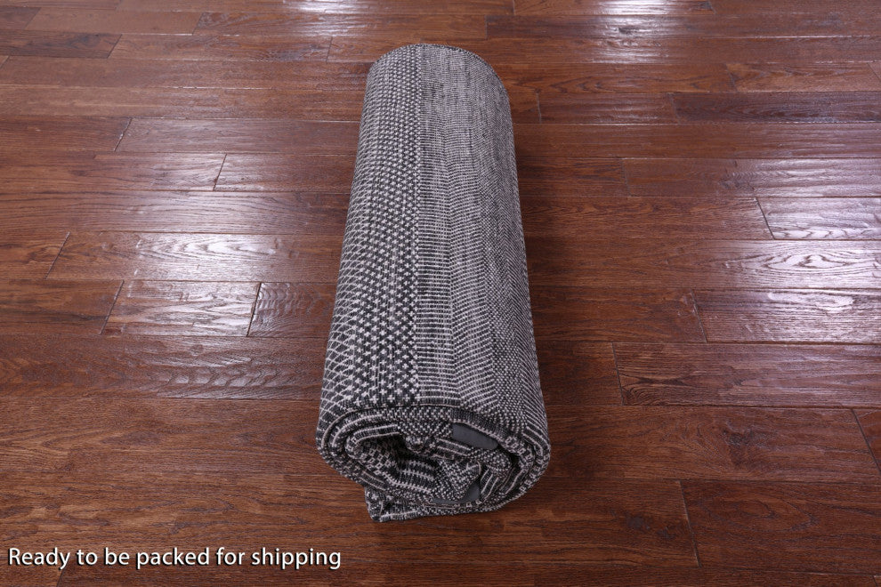 5' 11" X 8' 8" Savannah Grass Handmade Wool and Silk Rug Q11977