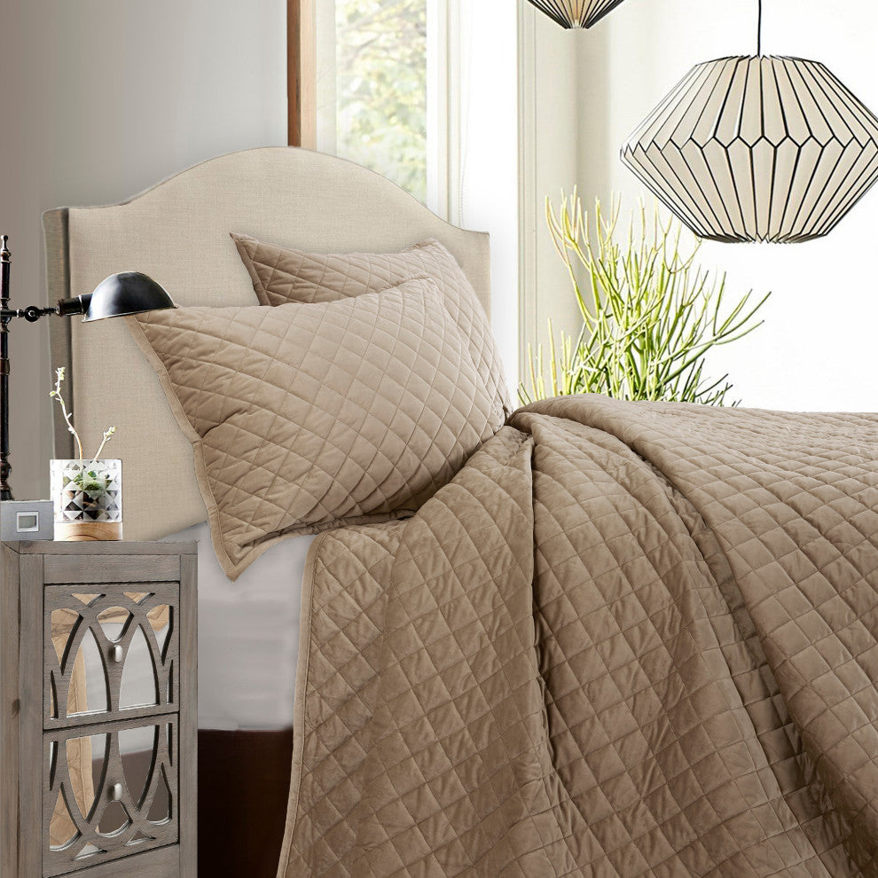 Velvet Diamond Quilt Set, King, Oatmeal, 3 Piece