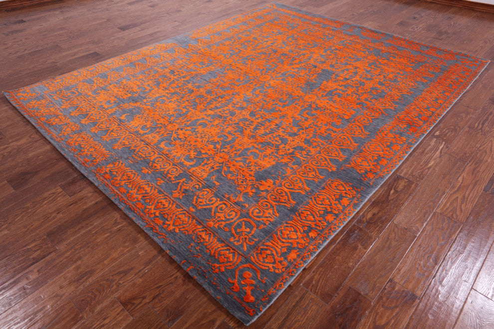 7' 11" X 10' 0" Persian Wool and Silk Hand Knotted Rug Q7091