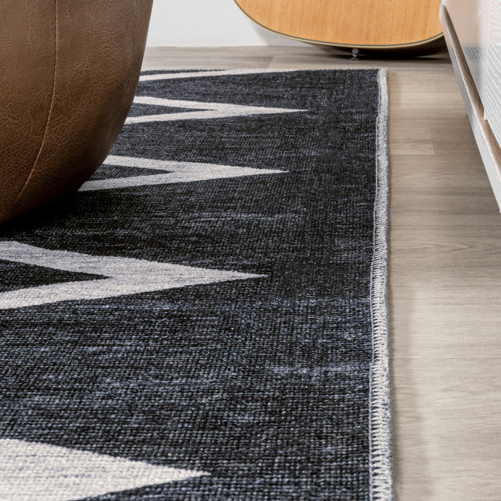 Siksak Modern Chevron Border Area Rug, 2x8