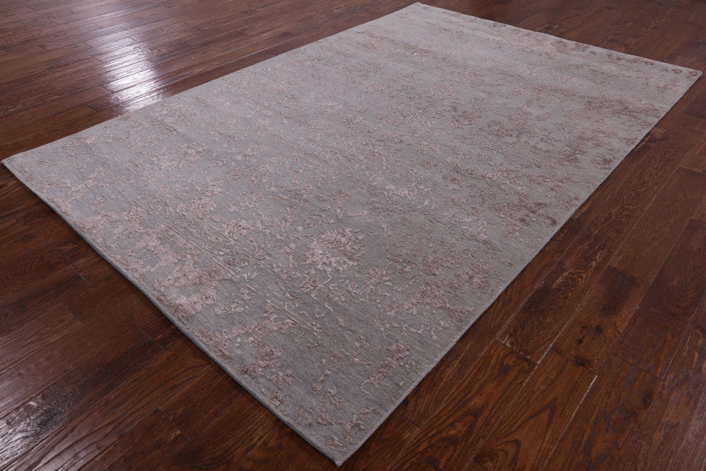 6' 0" X 9' 1" Wool and Silk Persian Handmade Rug Q6219