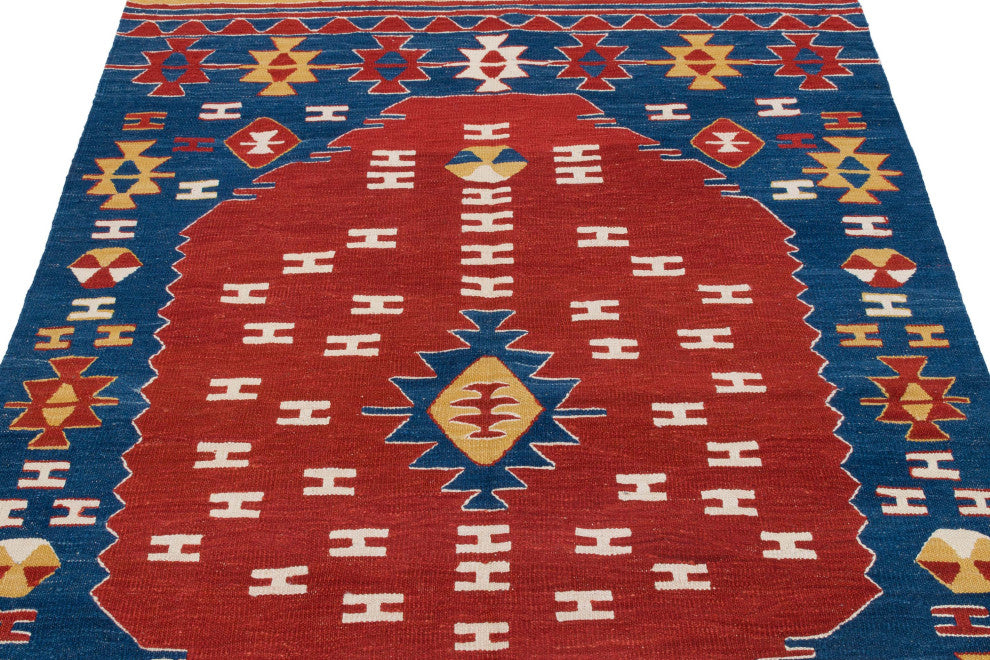 New Handwoven Turkish Kilim Rug 4' 6" x 5' 7", 54 in. x 67 in.