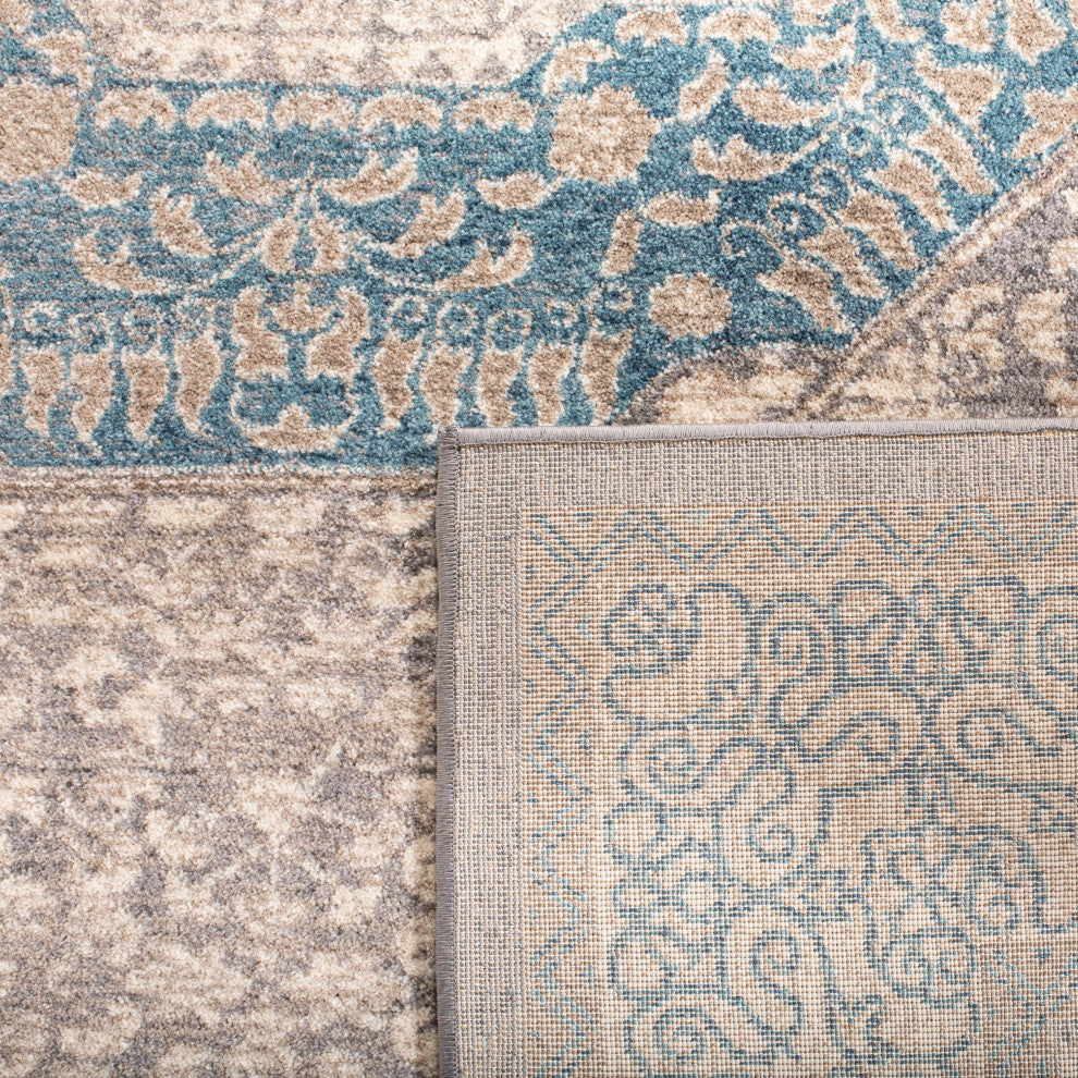 Safavieh Sofia Collection, SOF365 Rug, Light Grey/Blue, 2'2"x6'