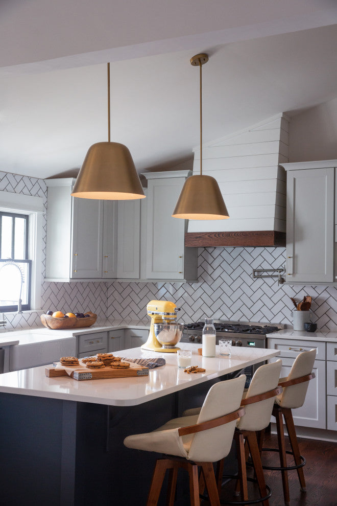 Lark Madi 16" Medium Pendant Light, Lacquered Brass