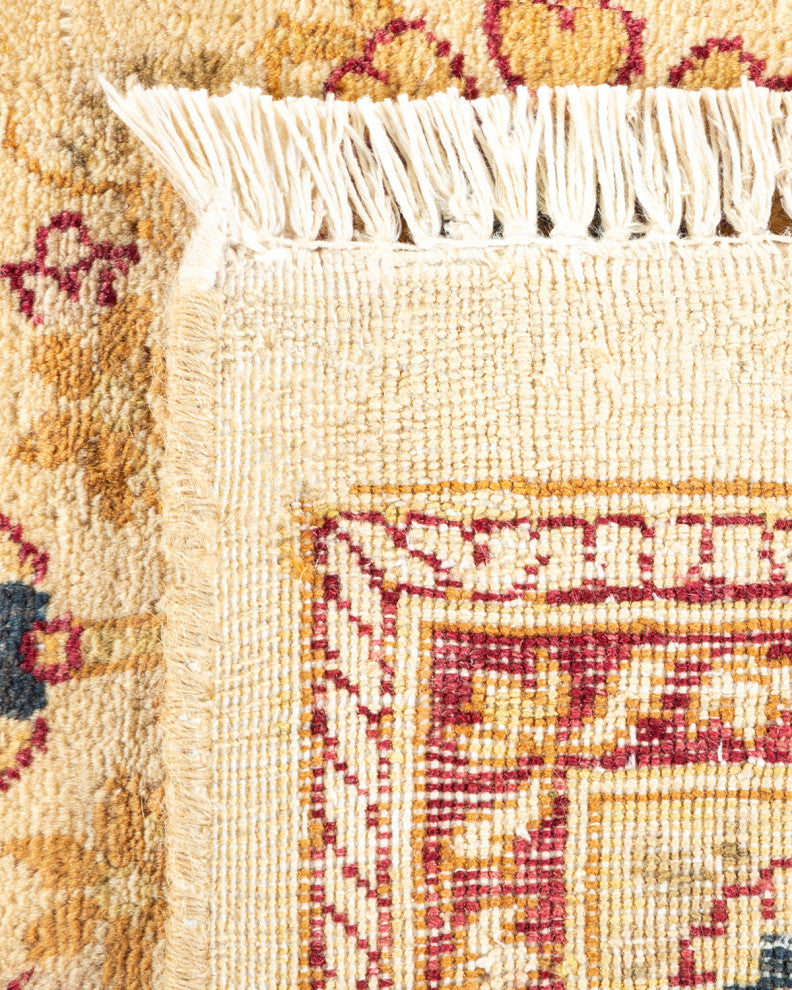 Sofia, One-of-a-Kind Hand-Knotted Area Rug Ivory, 6'2"x8'9"