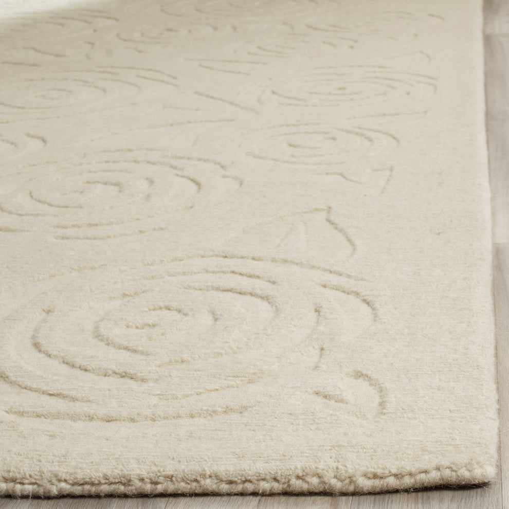 Safavieh Martha Stewart Msr4618C Floral Rug, Glass Of Milk, 2'3"x8'0" Runner