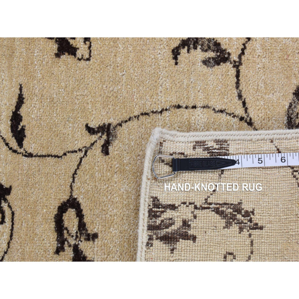 Beige scroll and branch design Hand Knotted Pure Wool Oriental Rug 4'7"x6'4"