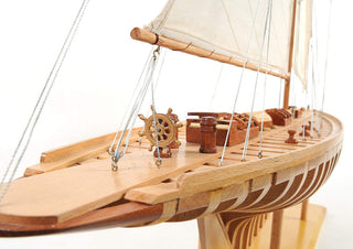 Shamrock Open Hull Boat Model Display