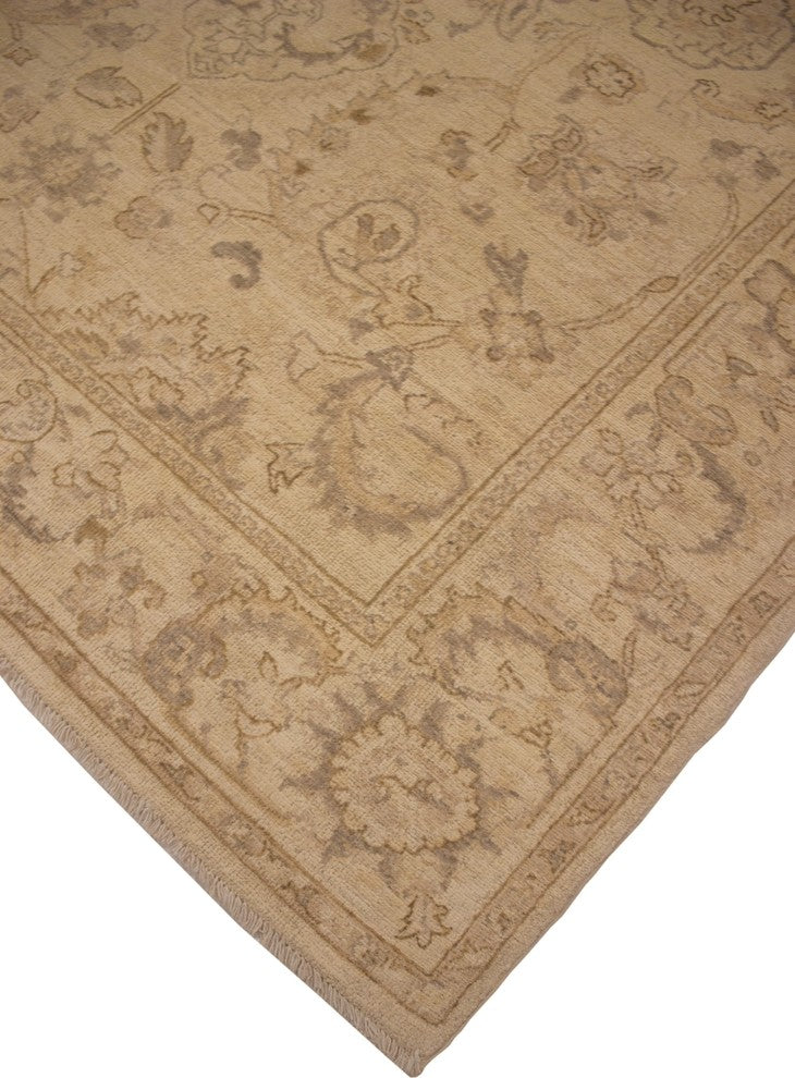 Fine Chobi Emmalynn Ivory Rug 8'7"x5'10"
