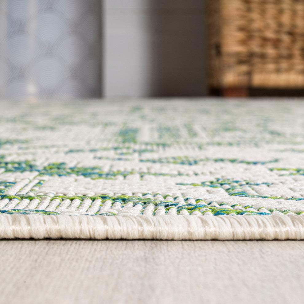 Estrella Bohemian Medallion Textured Weave Indoor/Outdoor, Green/Cream, 2 X 10