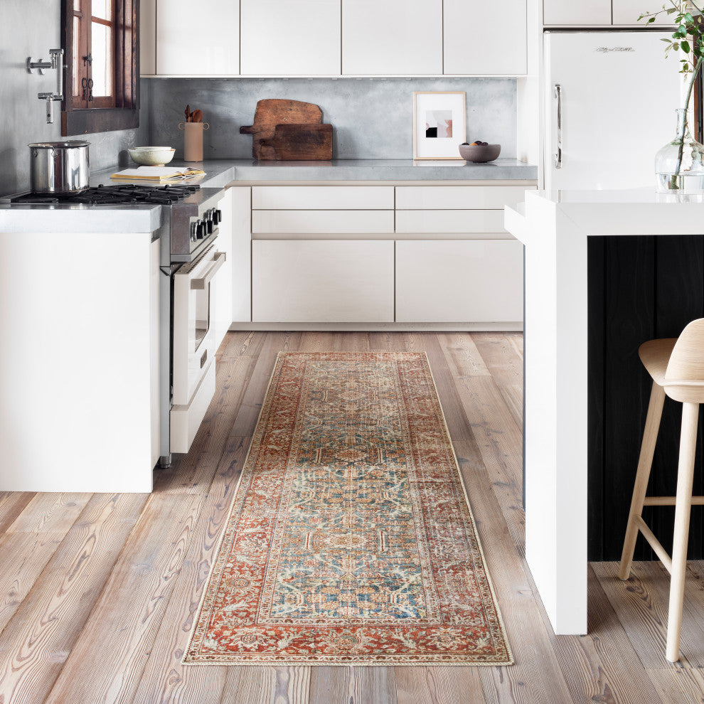 Ocean, Rust Printed Polyester Layla Area Rug by Loloi II, 2'-0"x5'-0"