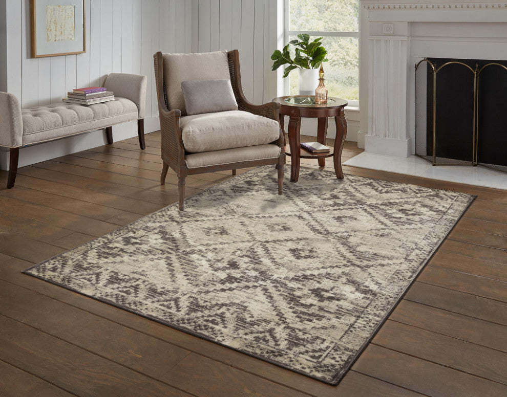 5"x8" Gray Beige Distressed Diamond Area Rug