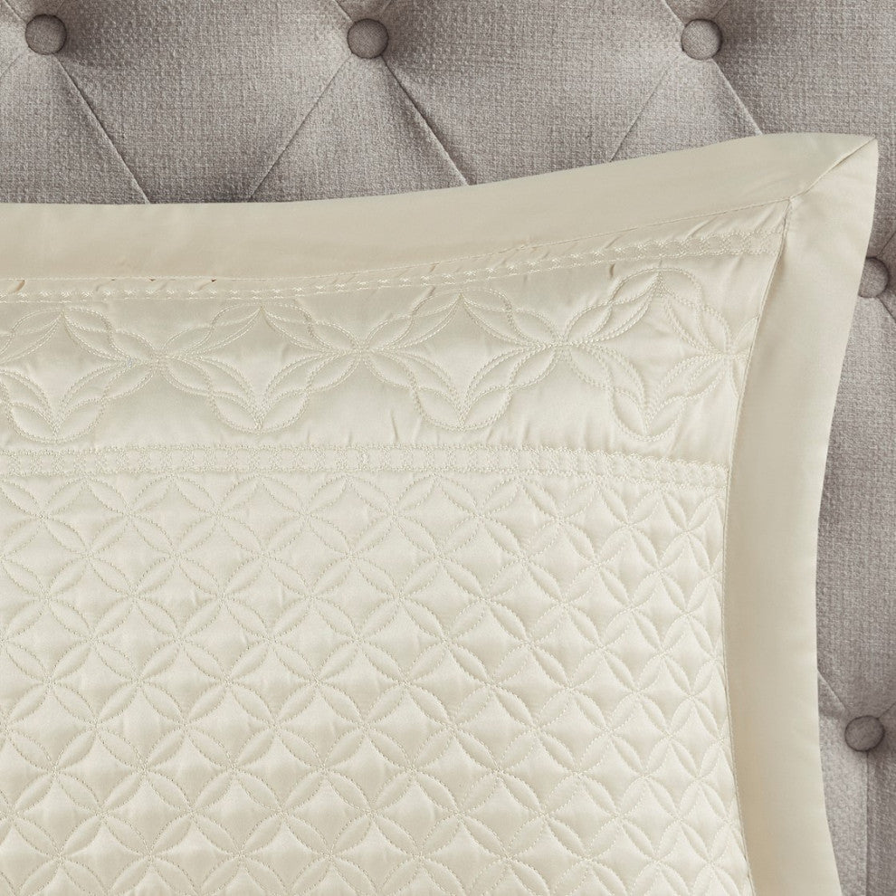 Croscill Versailles Matte Satin 3-Piece Quilt Set, Champagne, King