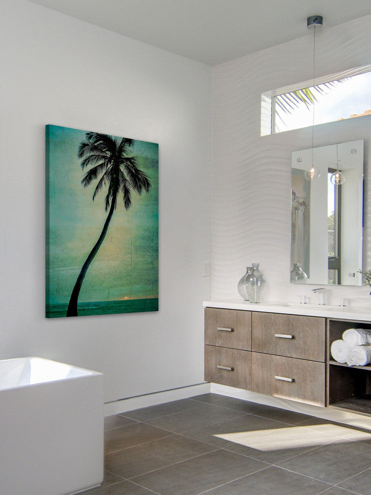 Lone Palm Print on Canvas, 101x152 cm