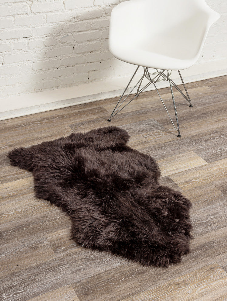Milan Shearling Single Sheepskin Rug 2'x3', Chocolate