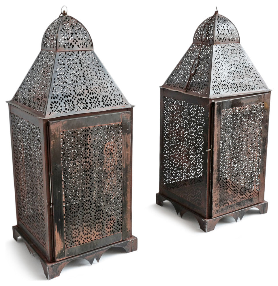 Outdoor Metal Floor Lantern