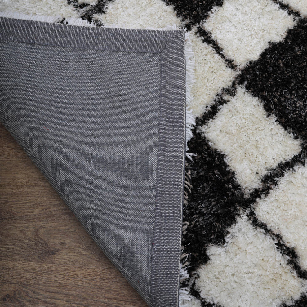 HAND TUFTED SHAG POLYESTER ECO-FRIENDLY AREA RUGS -  Gray White Color, Geometric