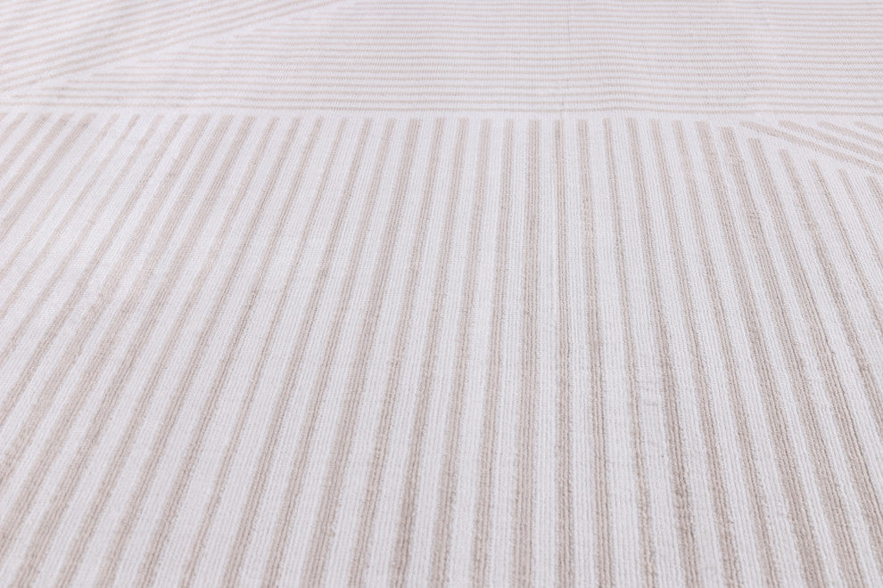 Low-Pile Faron Beige/Ivory Rug, Beige, 5'3"x8'