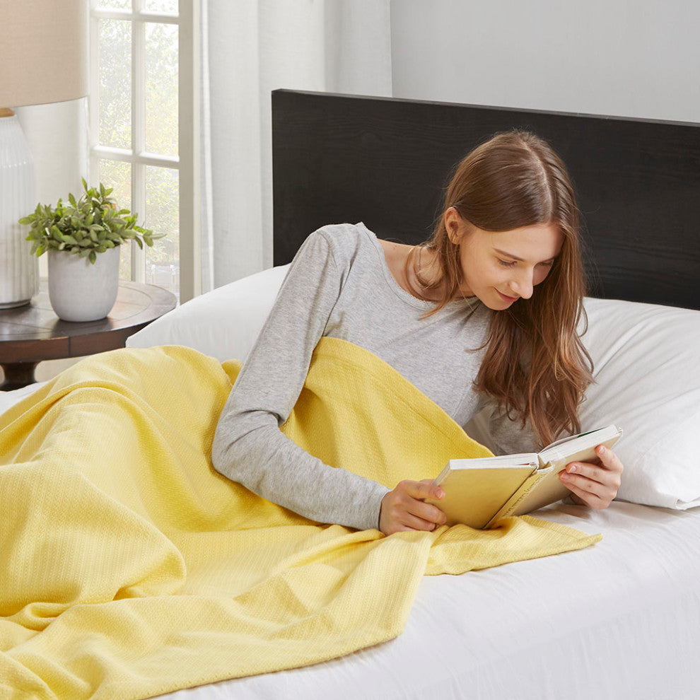 Madison Park Liquid Cotton Blanket, Yellow