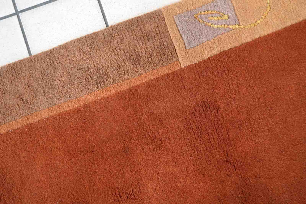Handmade Vintage Tibetan Khaden Rug 4'x5.3', 122cmx163cm 1970s
