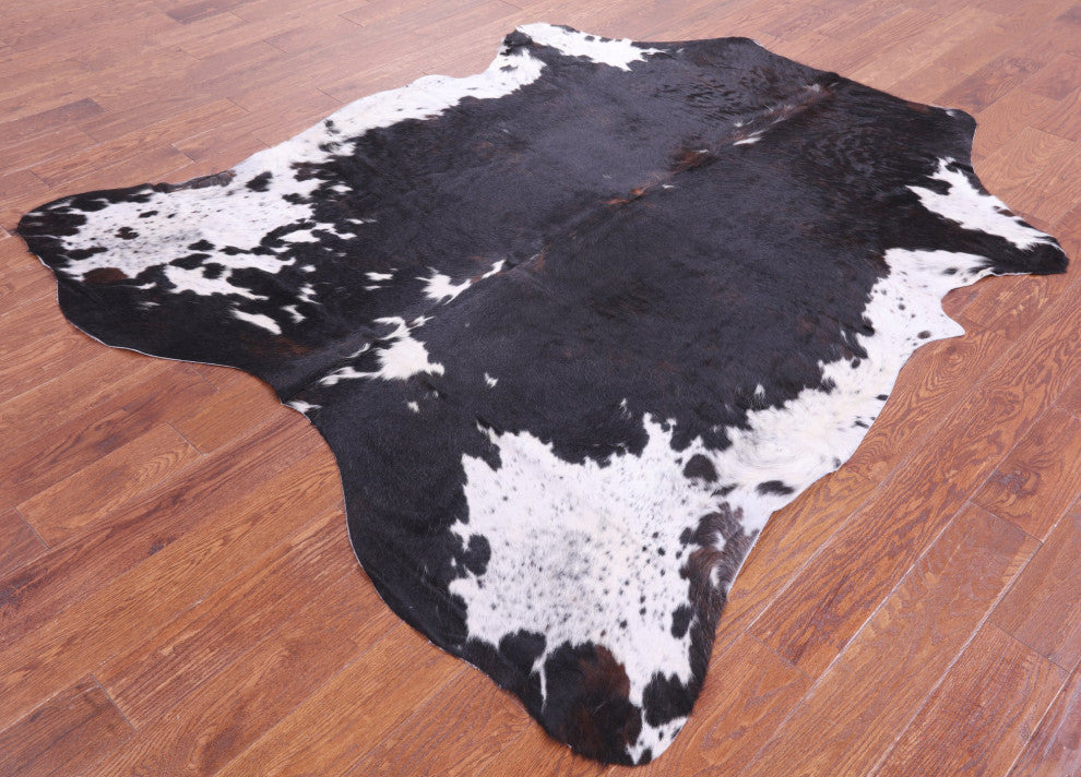 7' 2" X 6' 3" Natural Cowhide Rug C1679