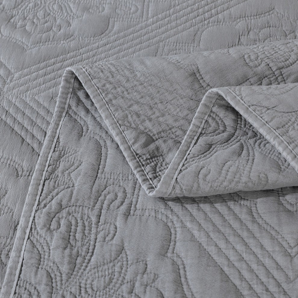 Elegant Modern Floral Grey Diamond Pattern Quilted Coverlet Bedspread Set, Queen